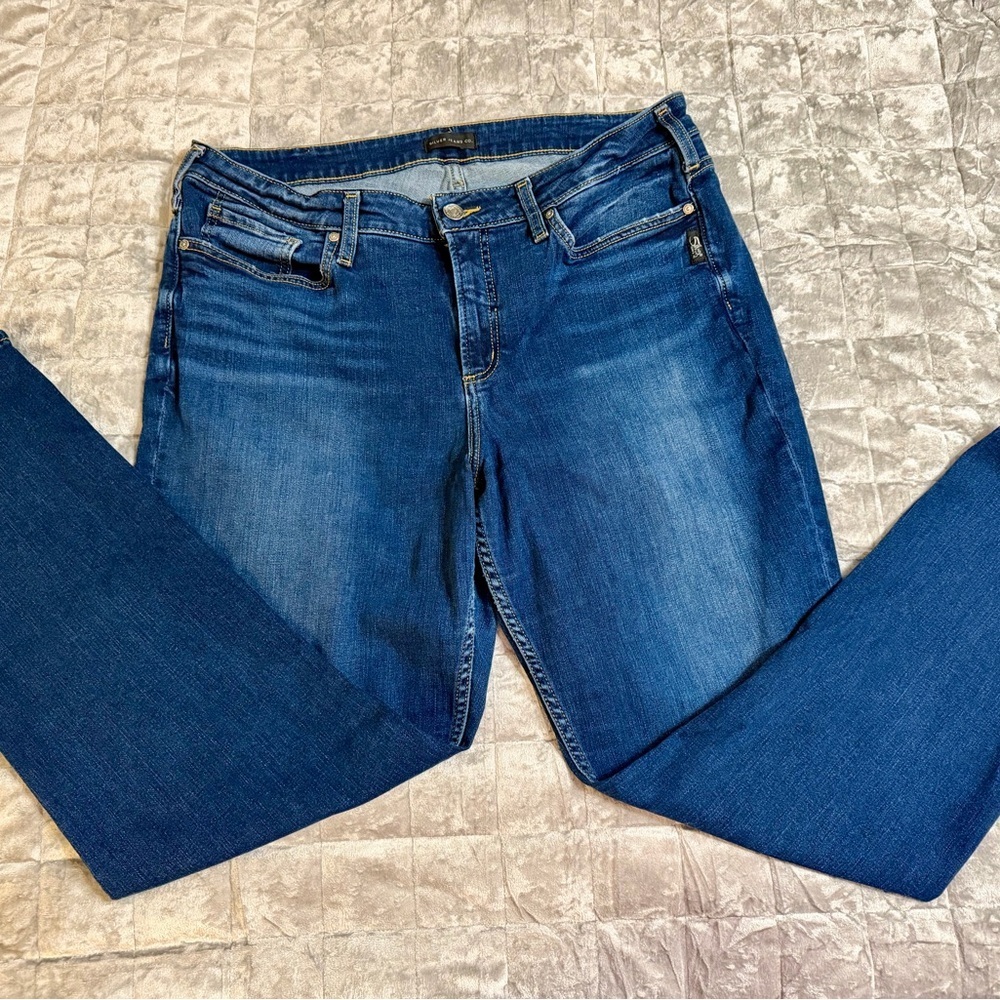 Silver Jeans Co Avery Straight Jeans Sz 18x31 Medium Wash Mid Rise - Picture 7 of 8